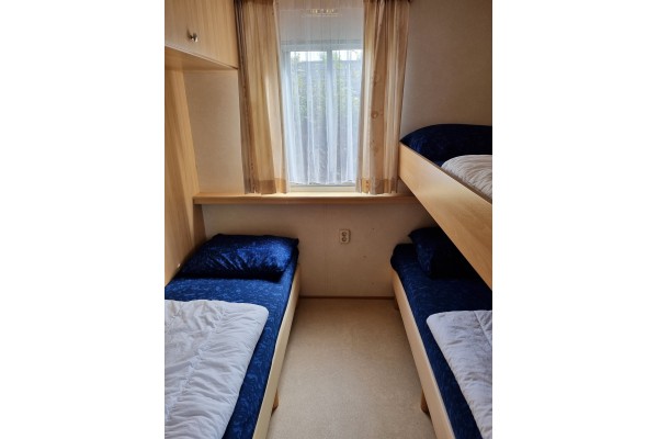 215 slaapkamer 2.jpg