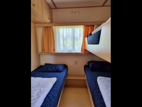 386 slaapkamer 2.jpg