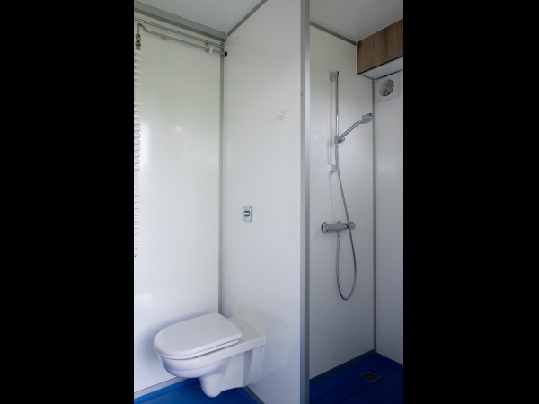 Privésanitair binnen douche