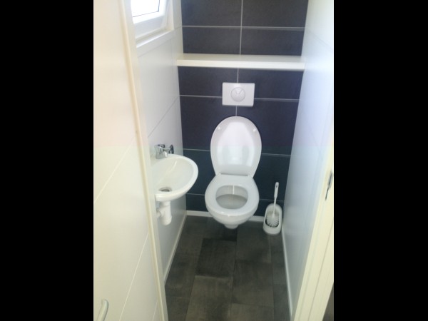 257 Toilet.JPG